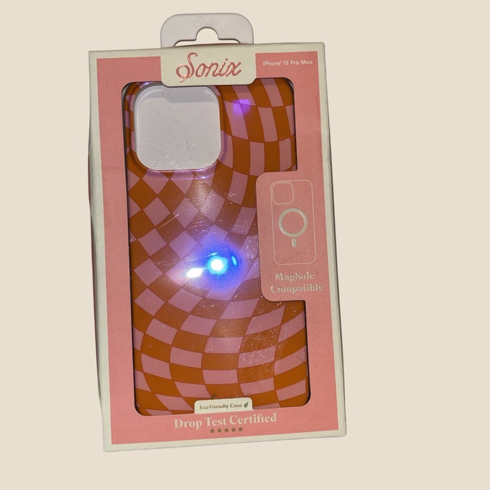 Sonix Apple iPhone 15 Pro Max Case with MagSafe - Checkmate Pink
